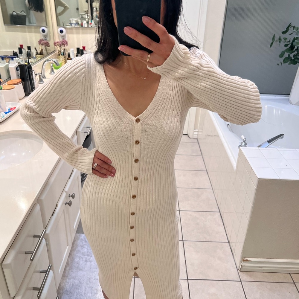 Chic Cream Knit Button-Front Midi Dress